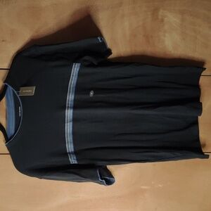 Medium Van Heusen navy blue T-shirt